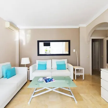 Apartment 2 Bedroom Apartment, With Sea Views, In Puerto Banus Marbella